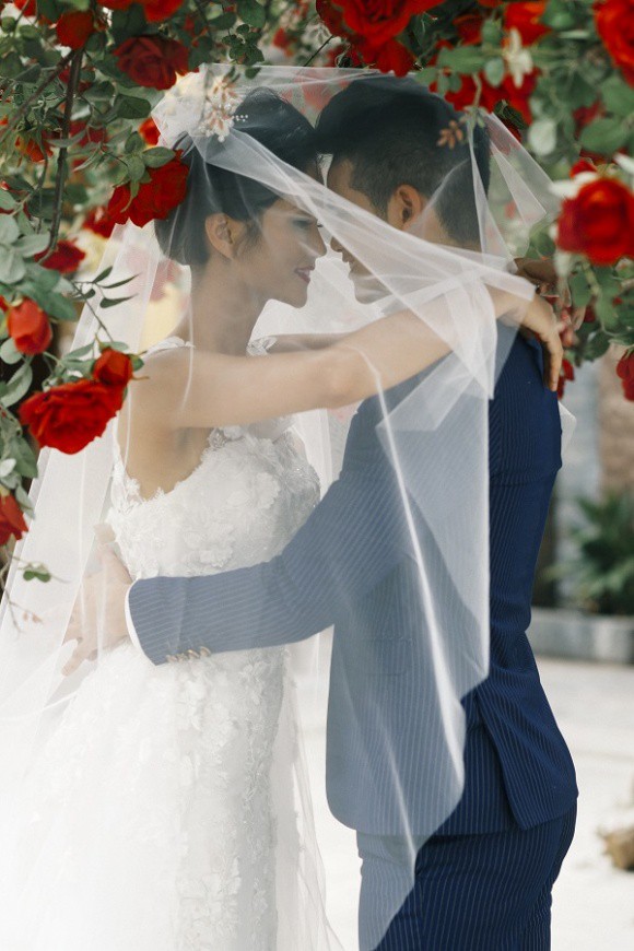 Thực hư thông tin Tân Hoa hậu Hoàn vũ HHen Niê đã kết hôn cùng bạn trai lâu năm Thực hư thông tin Tân Hoa hậu Hoàn vũ HHen Niê đã kết hôn cùng bạn trai lâu năm